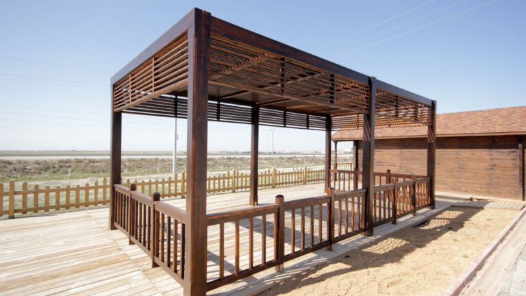 Shade and Style: How Pergolas Create the Ideal Outdoor Living Space